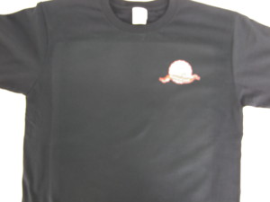 Tシャツの胸全体に四角く付いたプレス跡の例 Tシャツの胸全体に四角く付いたプレス跡の例