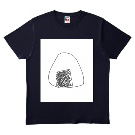 白インクが使われる濃色Tシャツだと白背景が出てしまいます